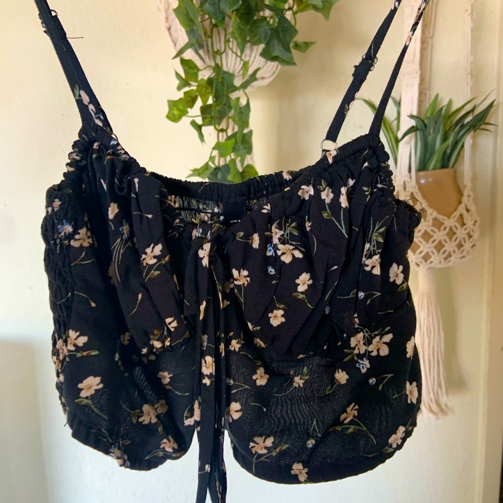Cropped black floral tie top